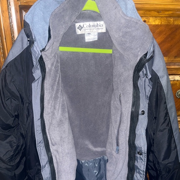 Columbia Double Whammy Men's Jacket - Size Large. Black and Grey - Picture 5 of 7